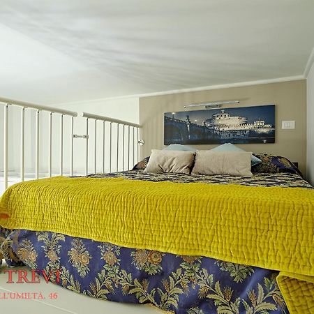 Hello Trevi Apartment โรม ภายนอก รูปภาพ